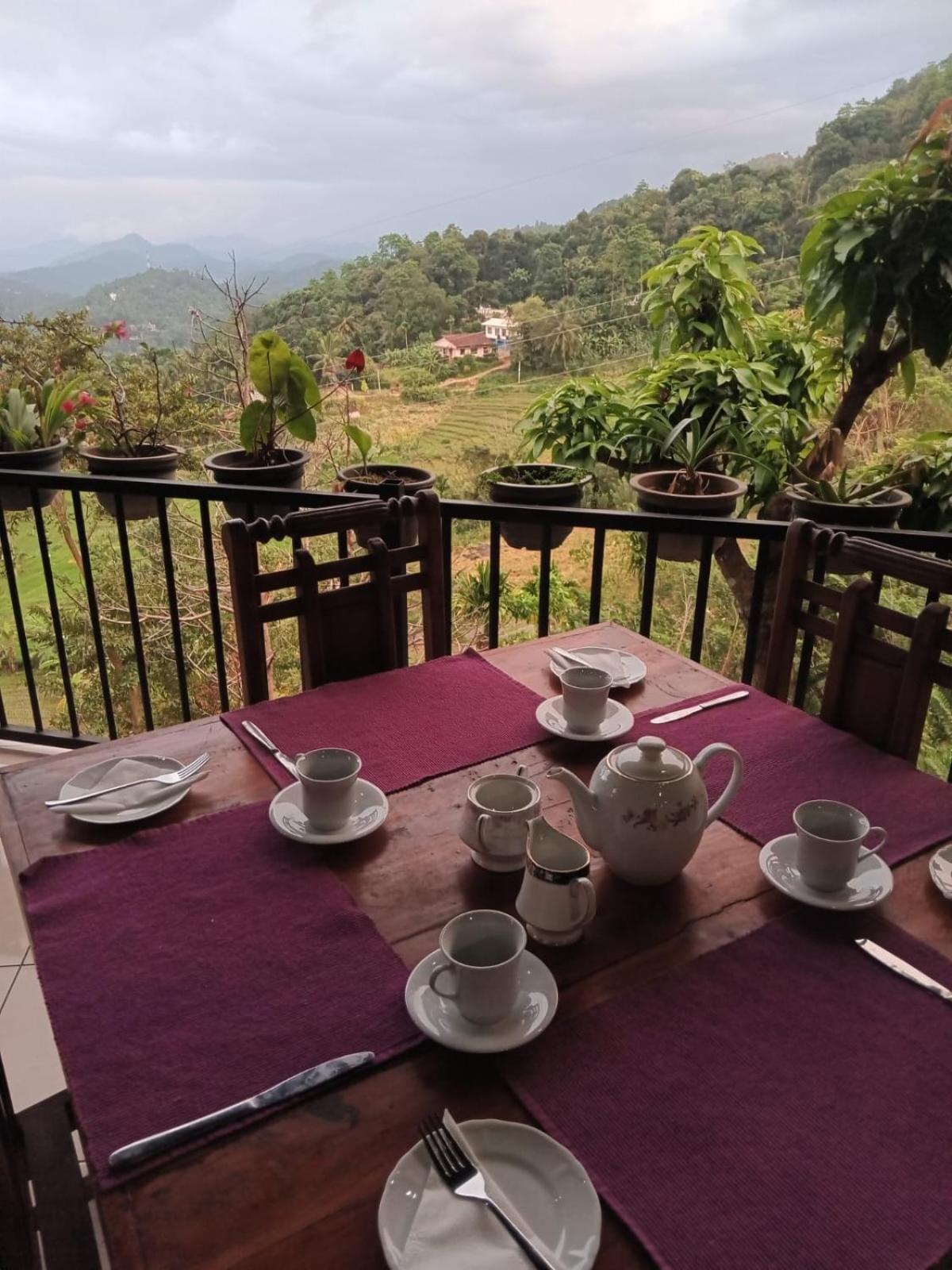 Kandy Ivy Mountain View Resort Eksteriør billede